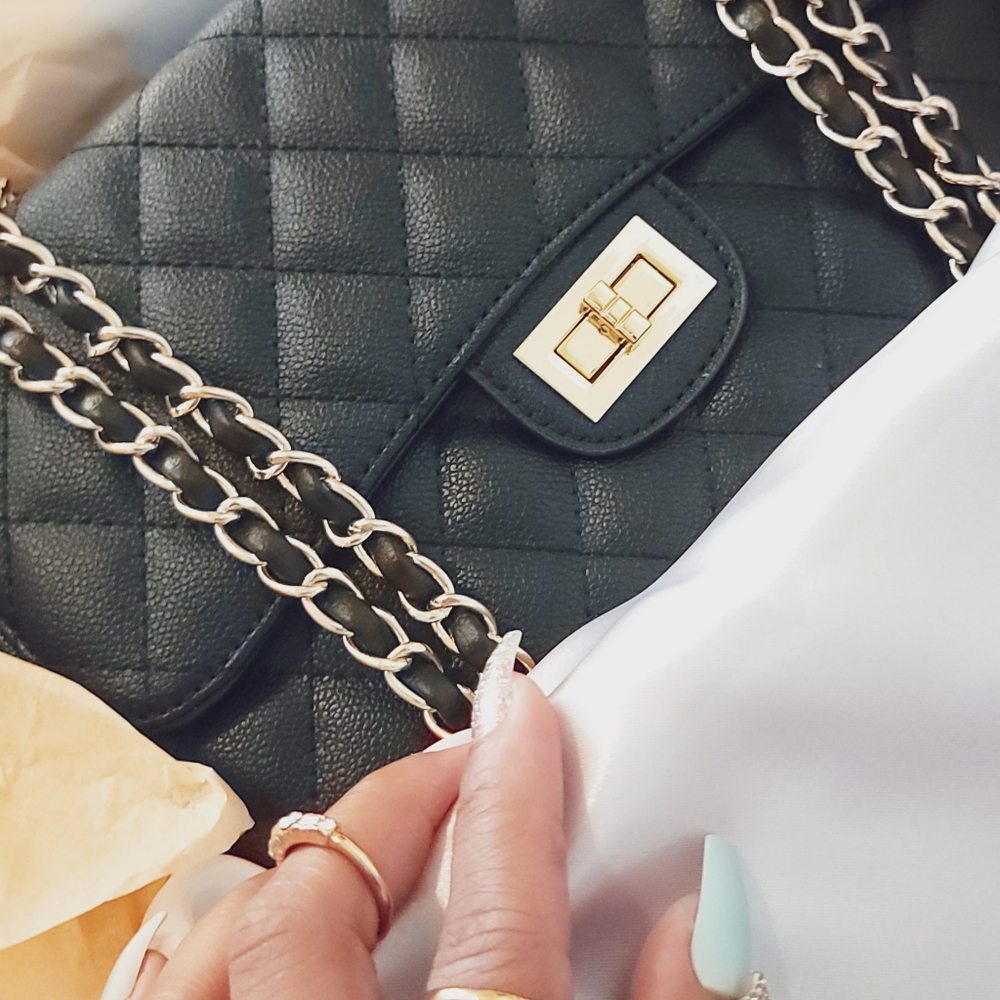 Isabelle Quilted Medium Handbag - Picture 4 of 7